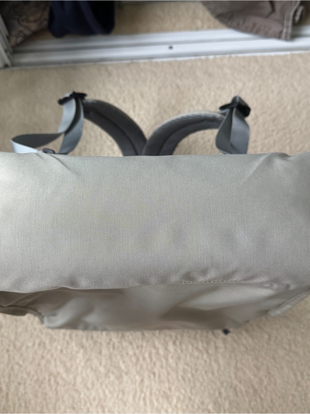 Anello Light Gray Backpack Tote - Picture 6 of 9